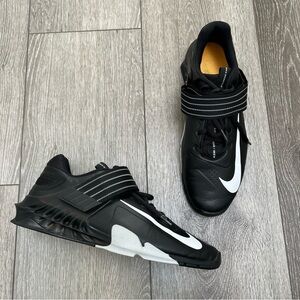 NIKE SAVALEOS WEIGHTLIFTING GYM SHOE BLACK WHITE 12